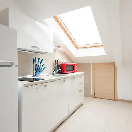 Napolidays Mansarda Garibaldi By Dimorra *