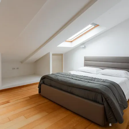 Napolidays Mansarda Garibaldi By Dimorra Appartement *