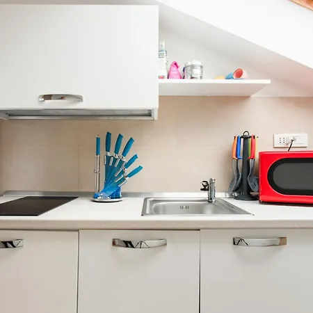 Napolidays Mansarda Garibaldi By Dimorra Appartement