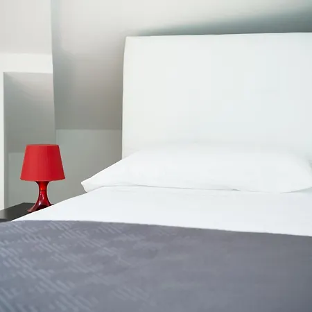 Napolidays Mansarda Garibaldi By Dimorra Naples