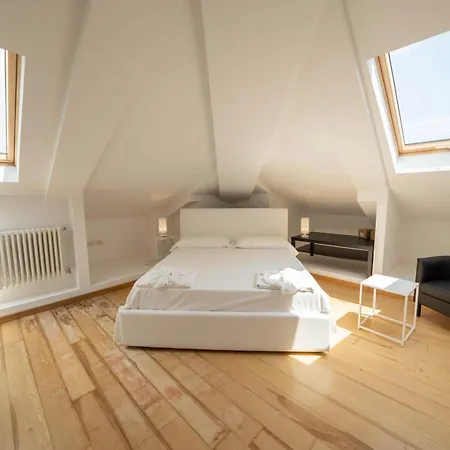 Appartement Napolidays Mansarda Garibaldi By Dimorra