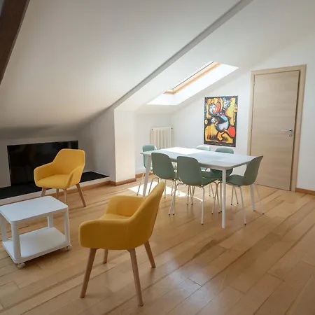 Appartement Napolidays Mansarda Garibaldi By Dimorra *