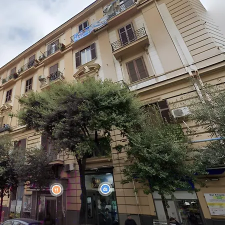 Napolidays Mansarda Garibaldi By Dimorra