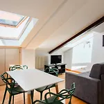 公寓 Napolidays Mansarda Garibaldi By Dimorra *