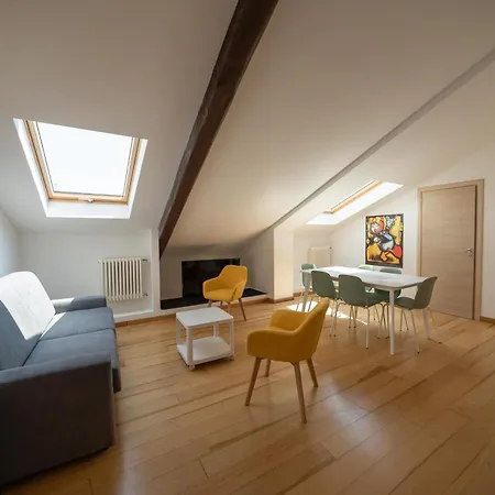 Apartamento Napolidays Mansarda Garibaldi By Dimorra Nápoles